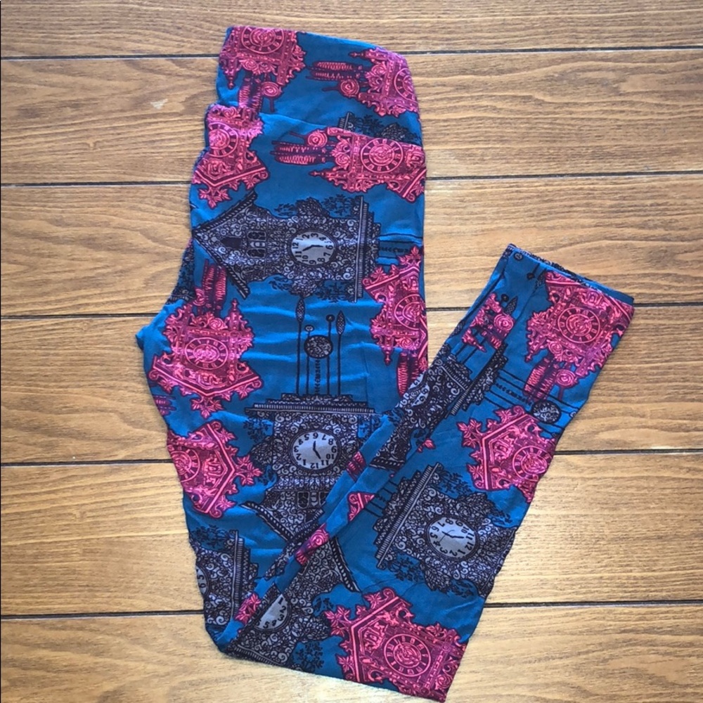 🦄 NWT Coo-coo Clock LuLaRoe Leggings 🦄